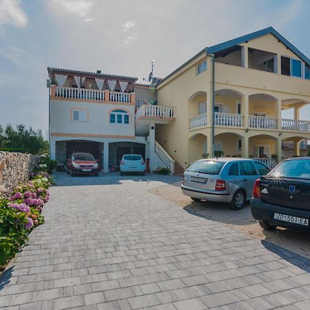 Luxury Apartments Monika Near The Sea With Private Parking บาร์บินเย ภายนอก รูปภาพ