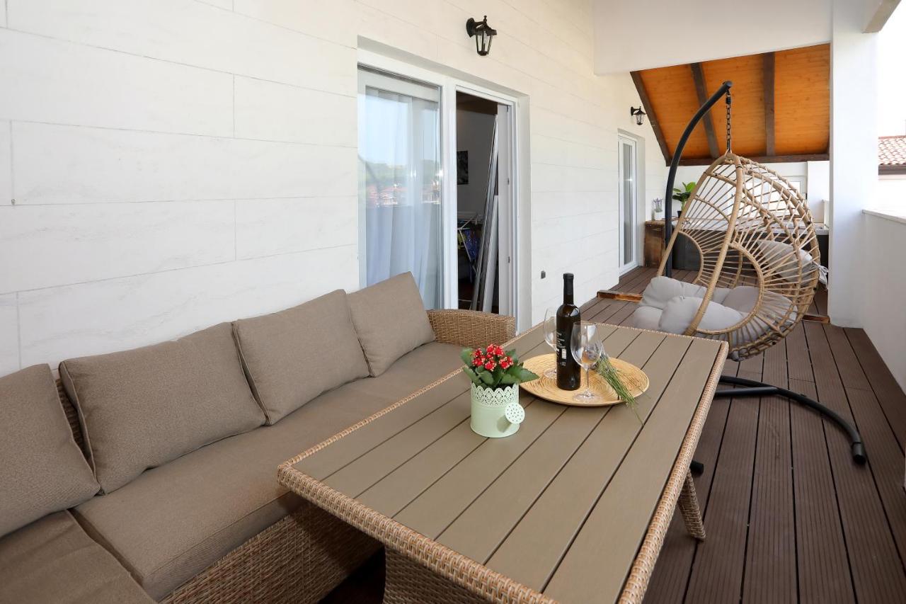 Luxury Apartments Monika Near The Sea With Private Parking บาร์บินเย ภายนอก รูปภาพ