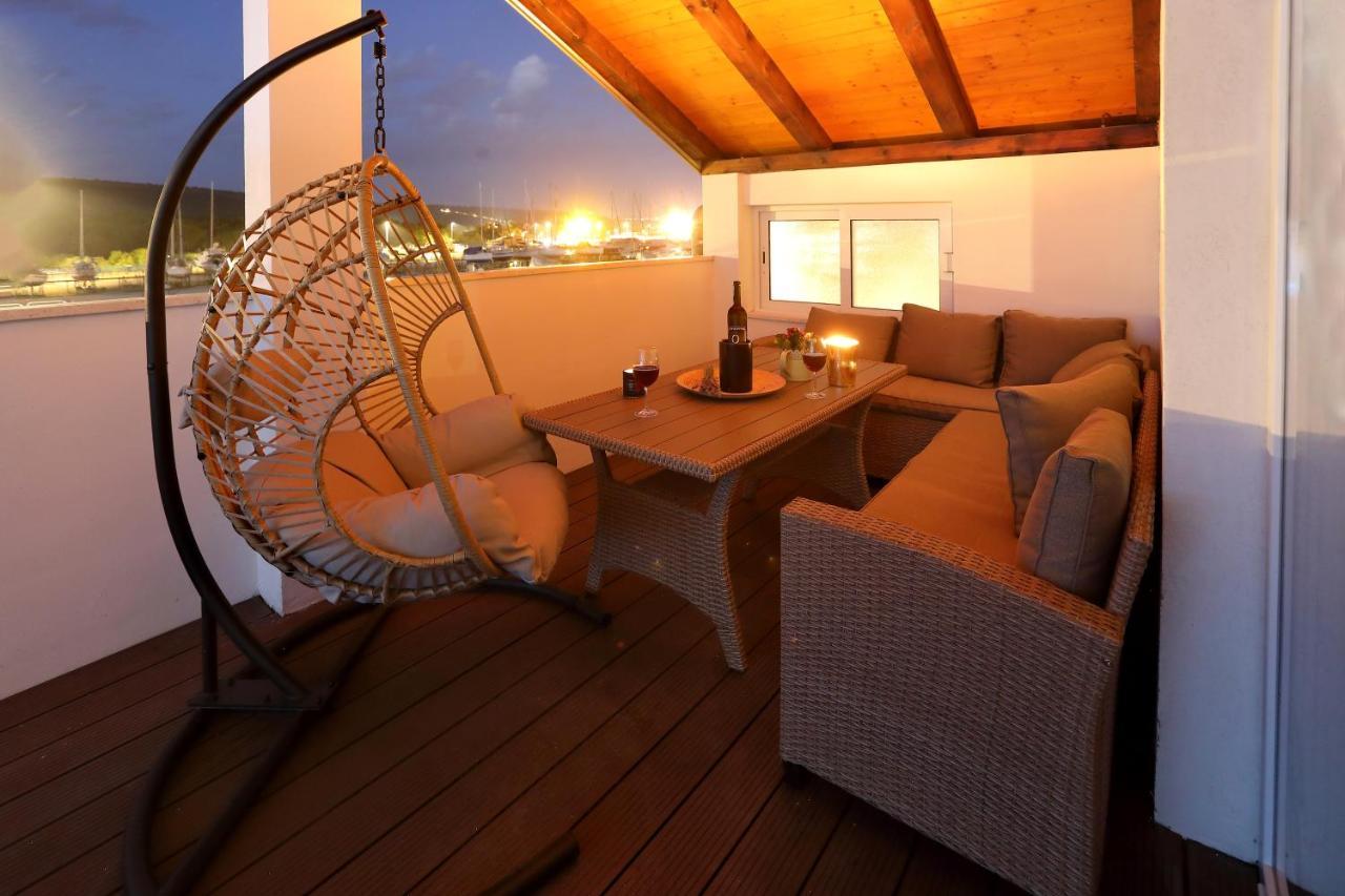 Luxury Apartments Monika Near The Sea With Private Parking บาร์บินเย ภายนอก รูปภาพ