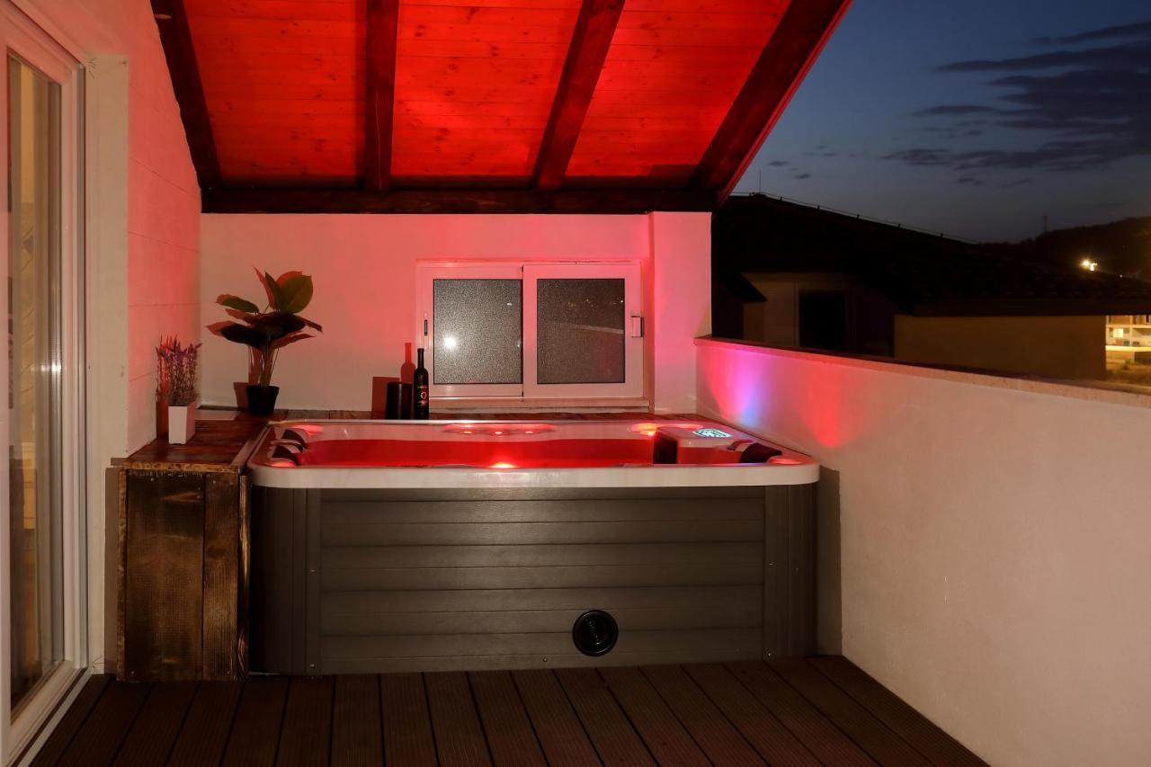 Luxury Apartments Monika Near The Sea With Private Parking บาร์บินเย ภายนอก รูปภาพ