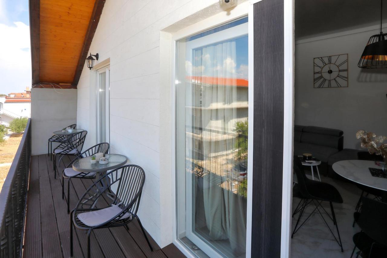 Luxury Apartments Monika Near The Sea With Private Parking บาร์บินเย ภายนอก รูปภาพ